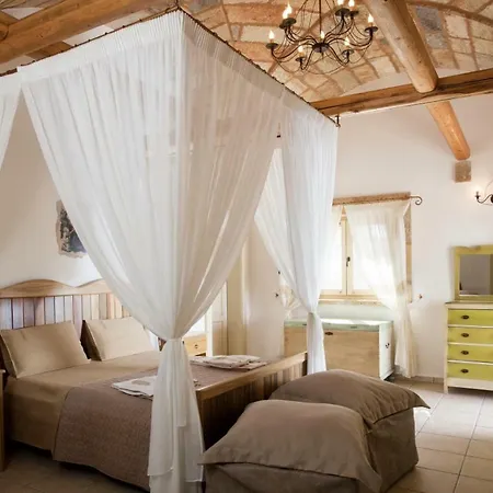 Vila Emilia *